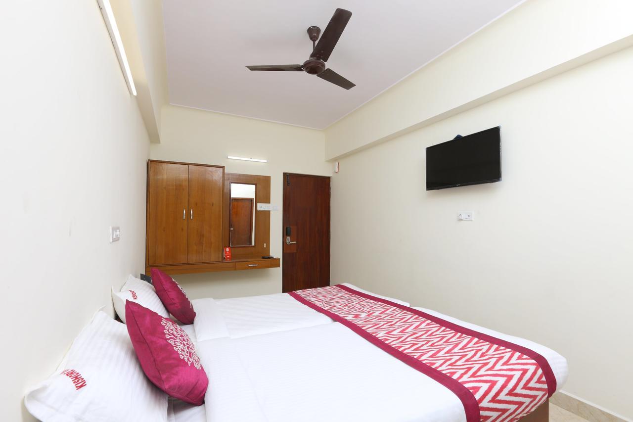 Oyo 11433 Kishore Inn Chennai Luaran gambar